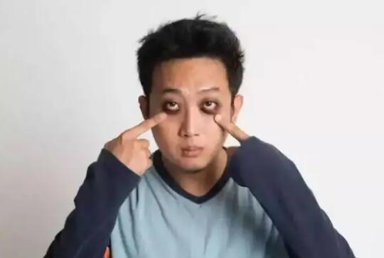 肾不好有哪些表现？肾虚的人脸上有这5个表现 - 吾知舍