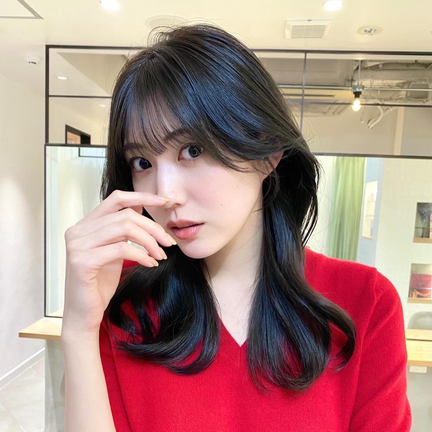 高颜值御姐《岩崎名美》写真美照 美腿看的心好痒痒啊 - 吾知舍