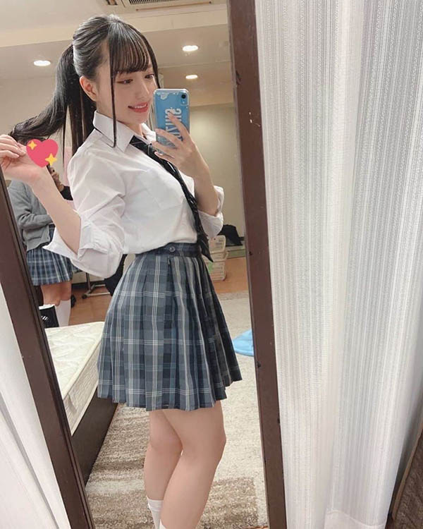 超有名偶像团体成员《朝日滴》精选作品推荐介绍及封面预览 - 吾知舍